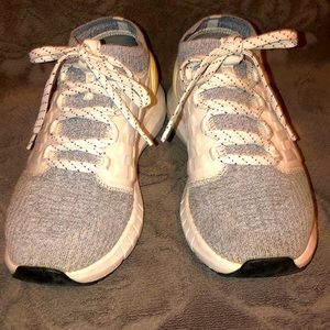 Under Armour tennis shoes